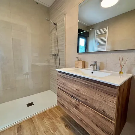 El Redondu-roundhouse Canales (Asturias)